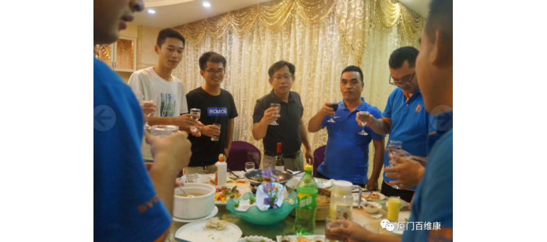 2020年中公司特色活動：會餅博狀元、舉杯共聚首、歌唱好生活